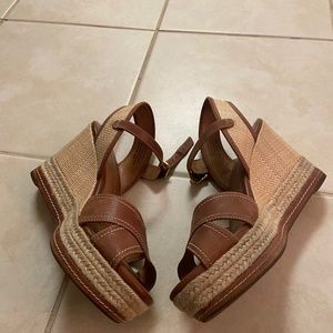 Strappy leather and straw sandals